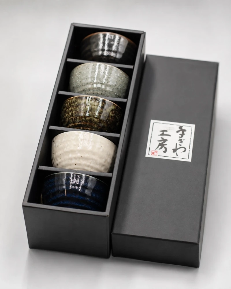 nosaku-yunomi-czarki-w-pudelku-02